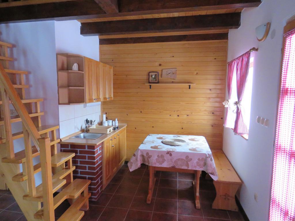 Guesthouse Stefanac Оточац Экстерьер фото