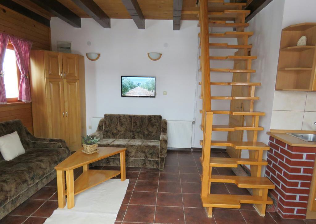Guesthouse Stefanac Оточац Экстерьер фото